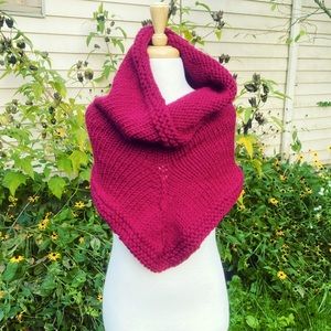 Handknit Blanket Poncho Scarf | wool |